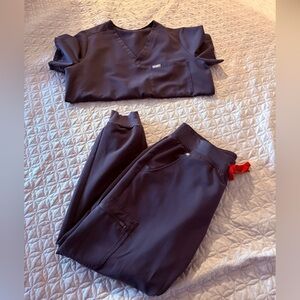 Figs Charcoal Scrub Top - MP